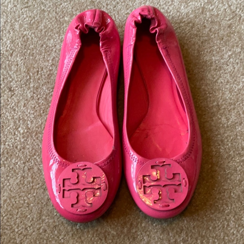 Gently worn size 9 Tory Burch flats
